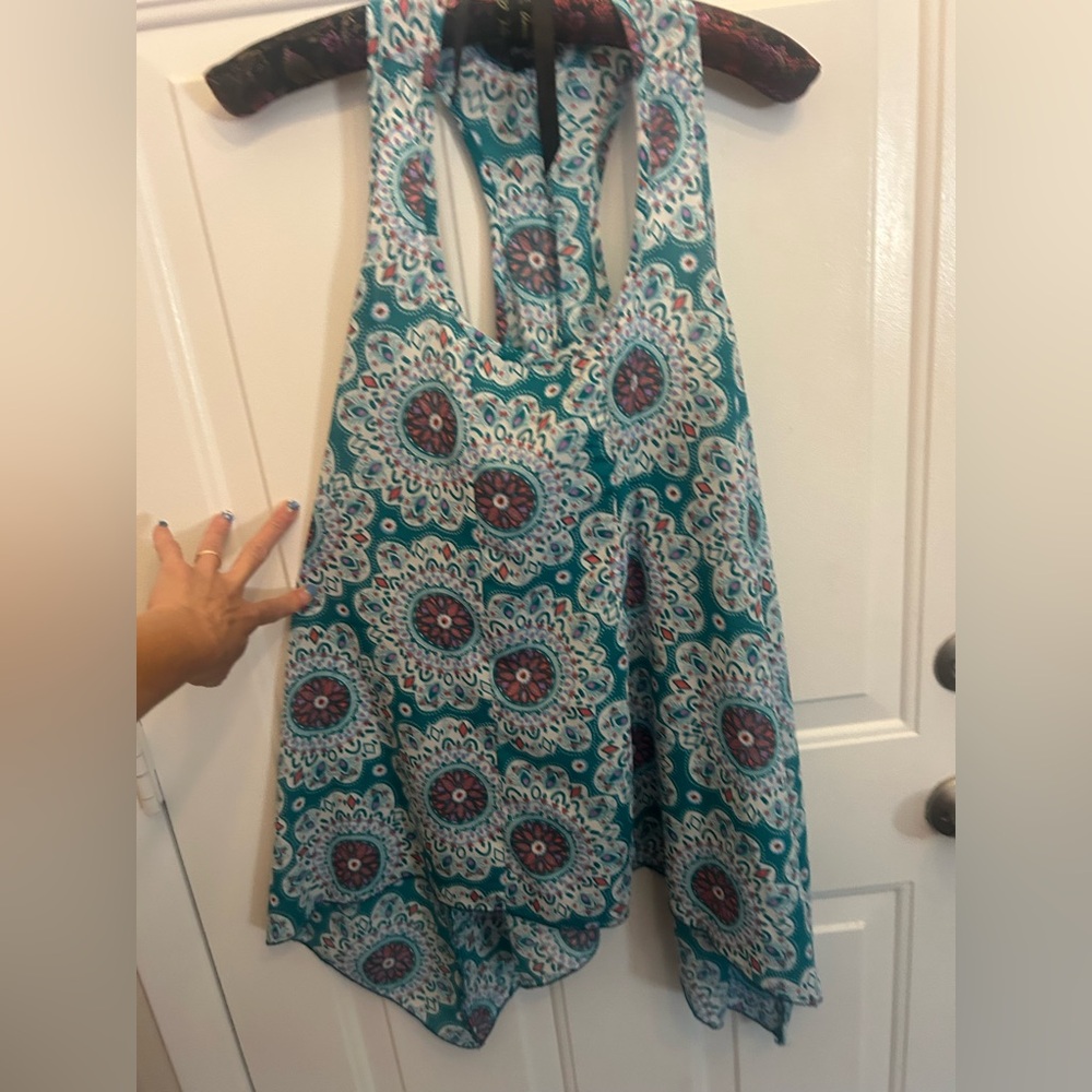 🆓💗Free w purchase🦋Shiva Fashions Floral Teal and White Flowy Tank Top 🪻💙Large